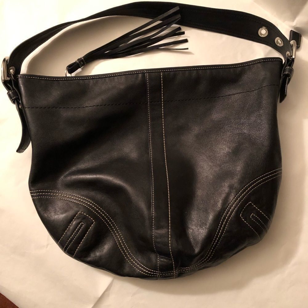 Coach Vintage SoHo Black Leather Hobo Shoulder Bag with Tassel EUC